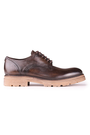 Leather Derby Shoes with Lugged Sole