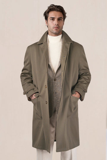 Waxed wool raincoat with leather undercollar
