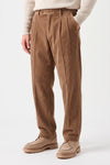 Pantaloni in velluto a coste con doppia pince