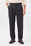 Pantalone Wide Fit a Due Pinces con Fibbie Laterali