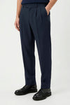 Wide-fit textured stretch seersucker fabric